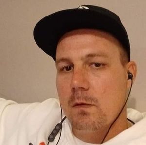 Meet your Posher, Damien